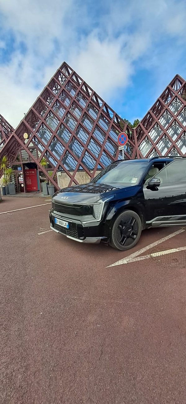 Randonnée à La Réunion - Véhicule Kia EV9